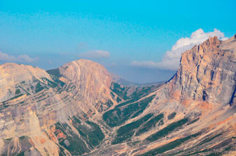 Верхнеюрские толщи, Каладжухский перевал между Дагестаном и Азербайджаном